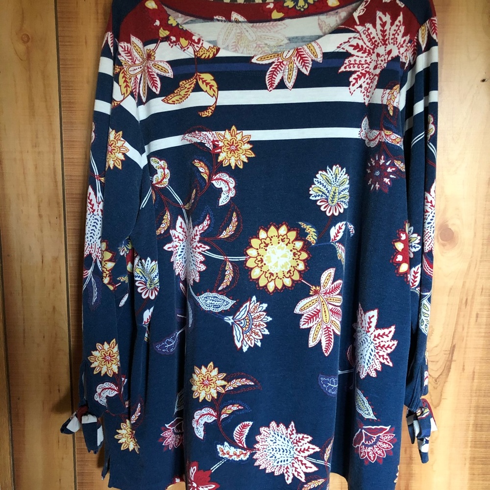 Women’s blouse bought on qvc